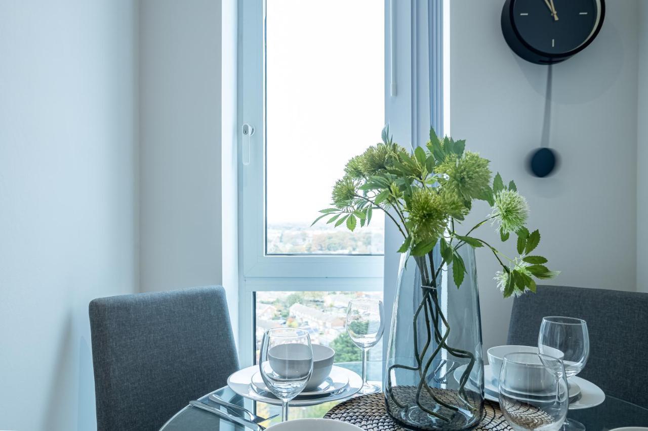 Luxe Apartments Bracknell Near Ascot, Legoland, Windsor, Lexicon - Free Parking & Gym Zewnętrze zdjęcie